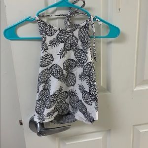 Backless, reversible crop top